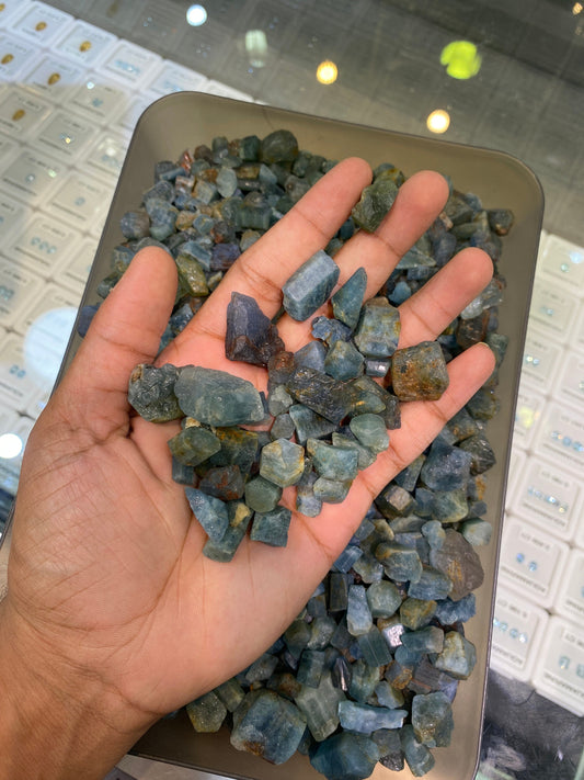 Natural Aquamarine rough 1 pc