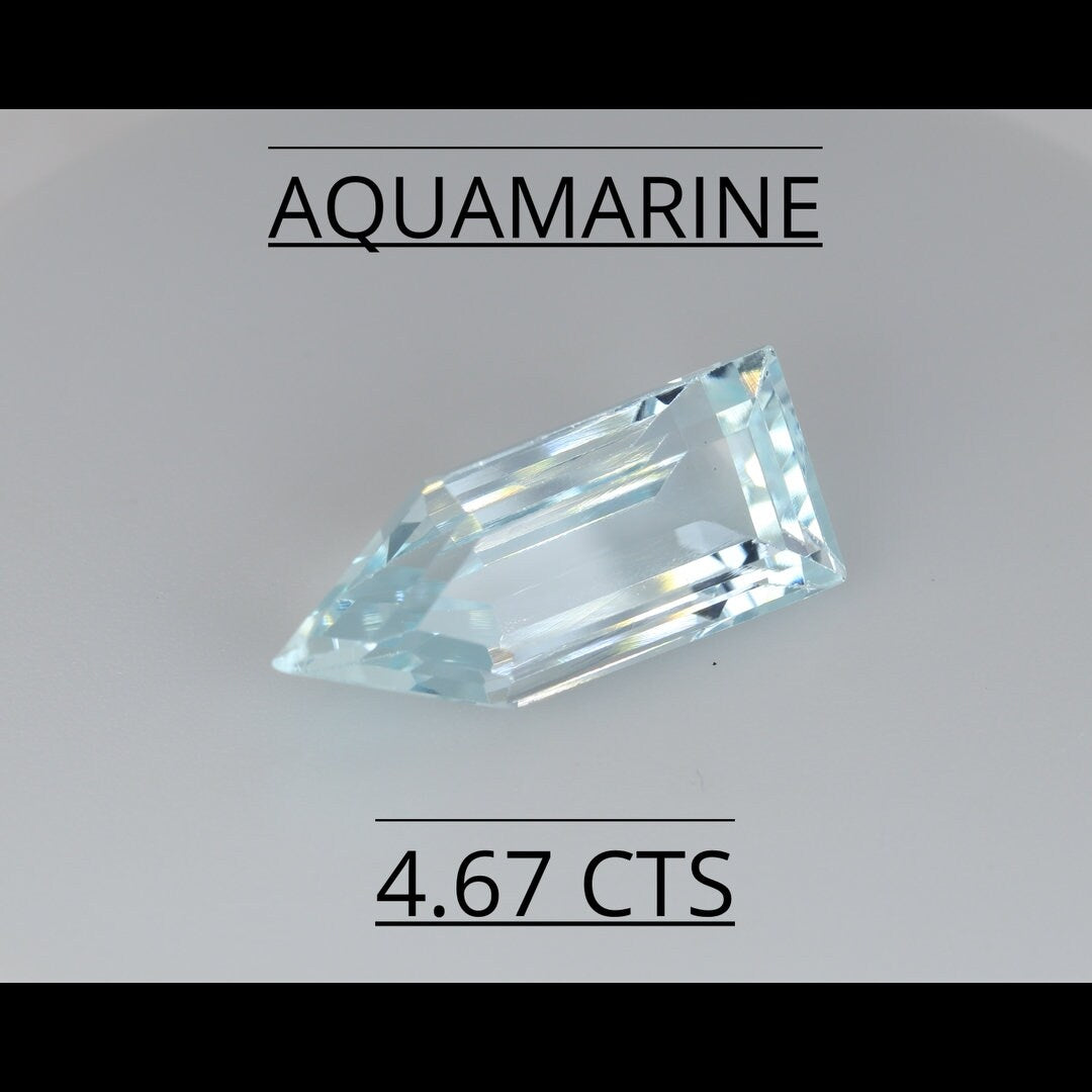NATURAL AQUAMARINE 4.67 CTS
