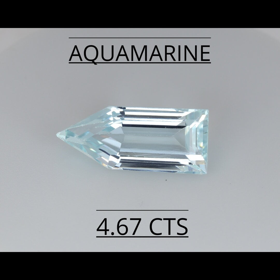 NATURAL AQUAMARINE 4.67 CTS