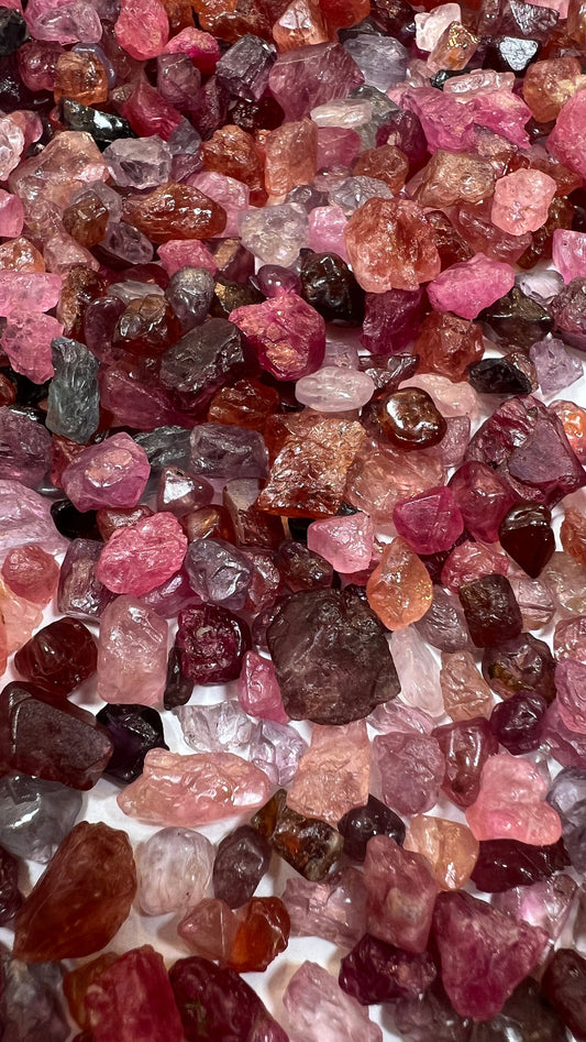 Natural Spinel Rough 1 piece
